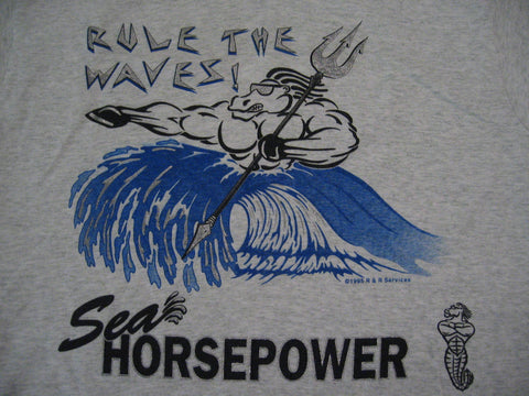 Rule the Waves - T-Shirt